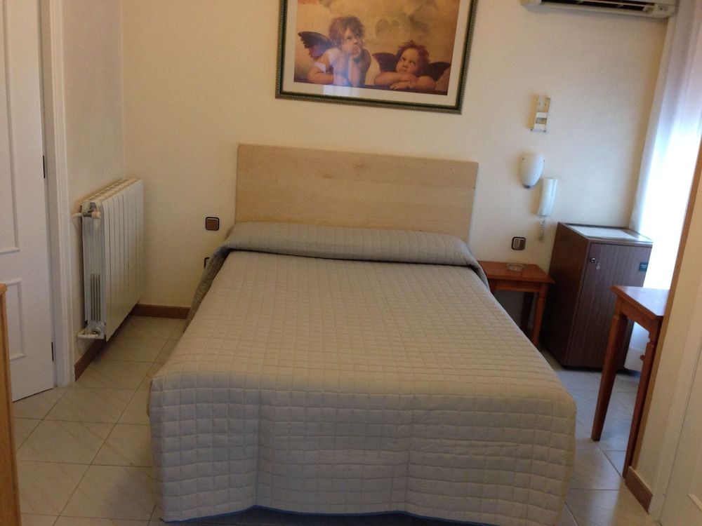 Hostal Cervantes