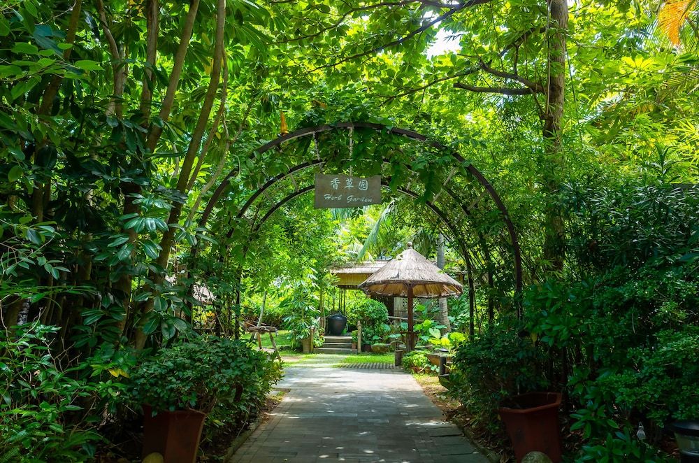 Narada Resort & Spa Perfume Bay