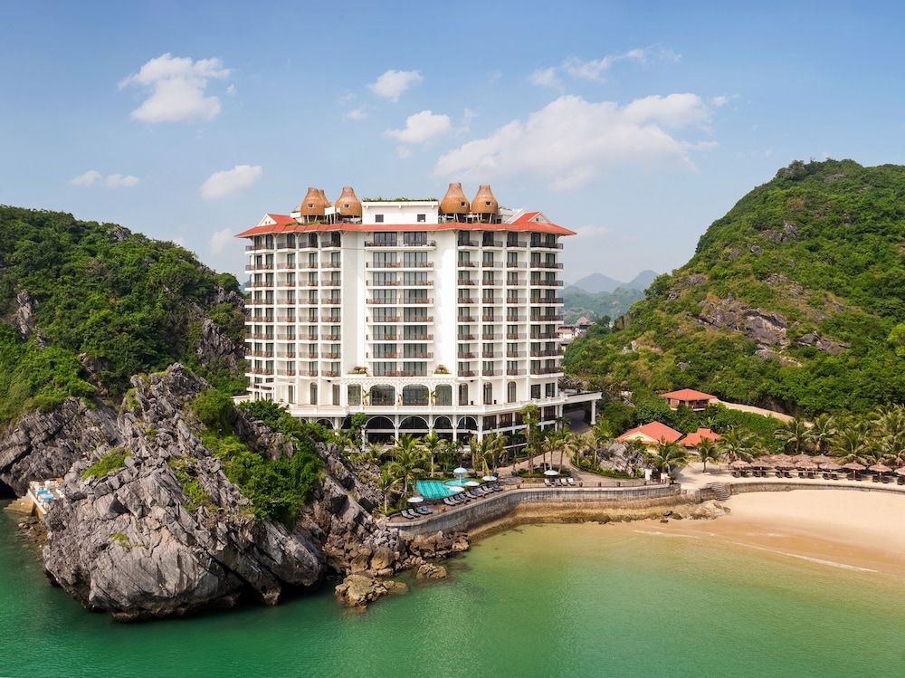 Hotel Perle d'Orient Cat Ba - Mgallery