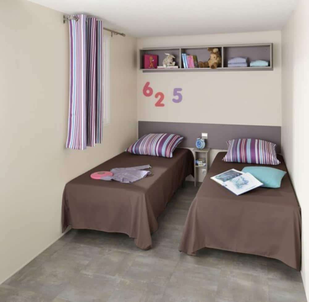 Holidiay Green Resort & Spa