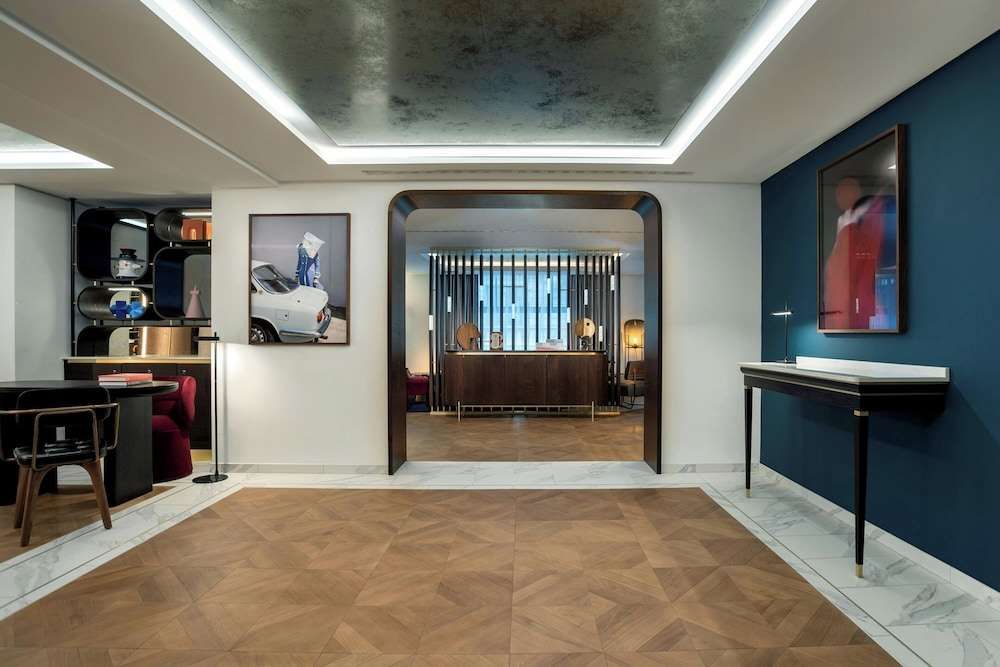 Neues Schloss Privat Hotel Zürich, Autograph Collection
