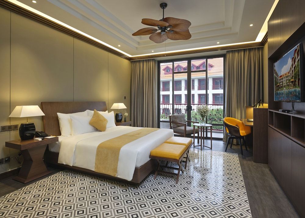Senna Hue Hotel
