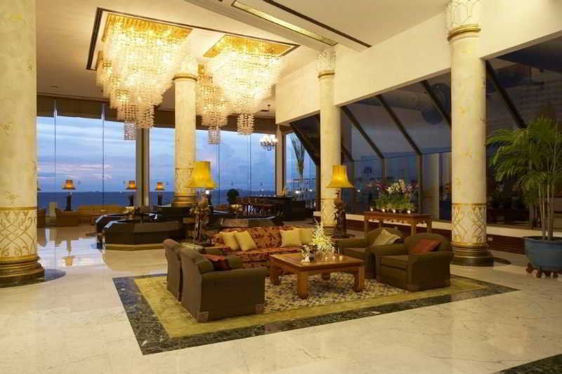 Royal Wing Suites & Spa