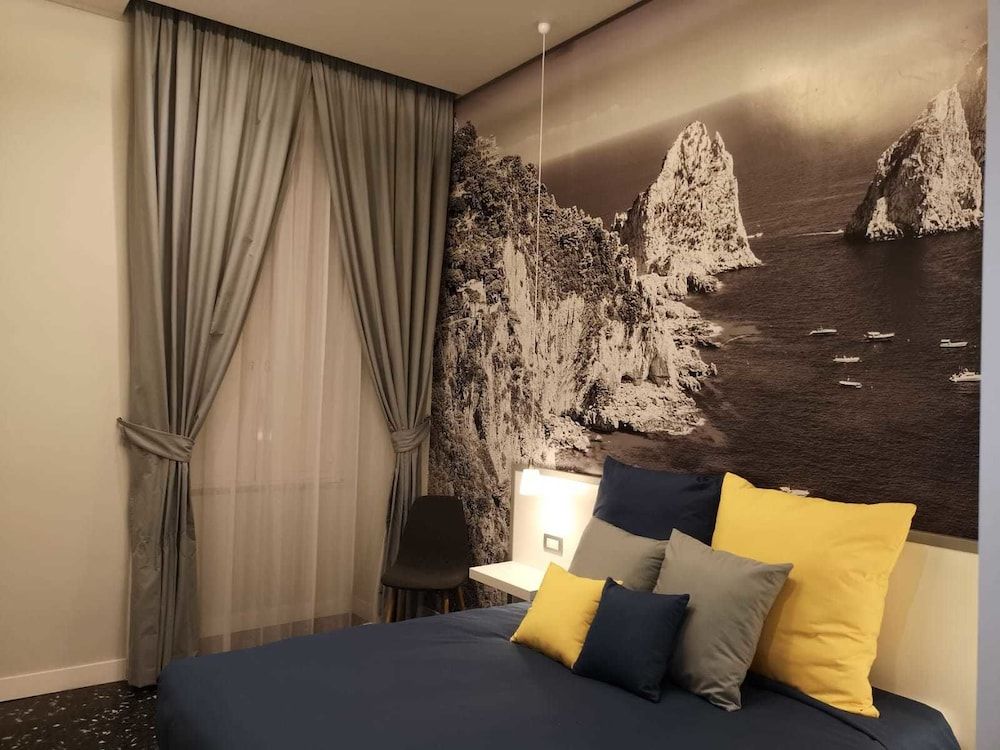 Beverello Rooms