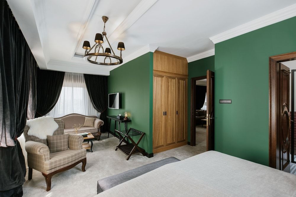 Andrassy Kuria