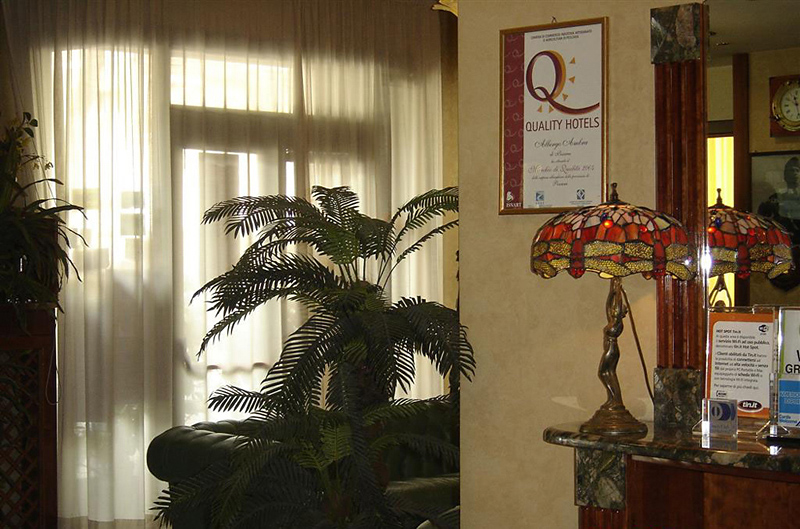 Phi Hotel Ambra