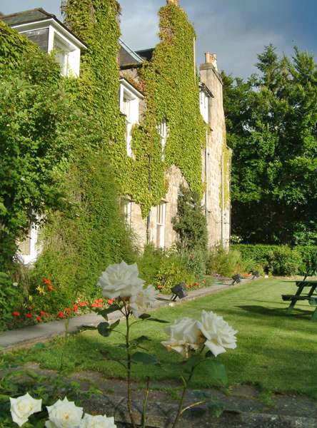 Loch Kinord Hotel