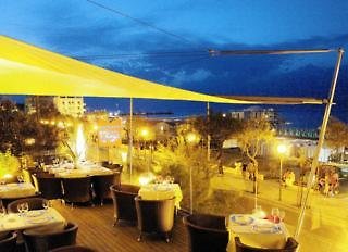 City Hotel