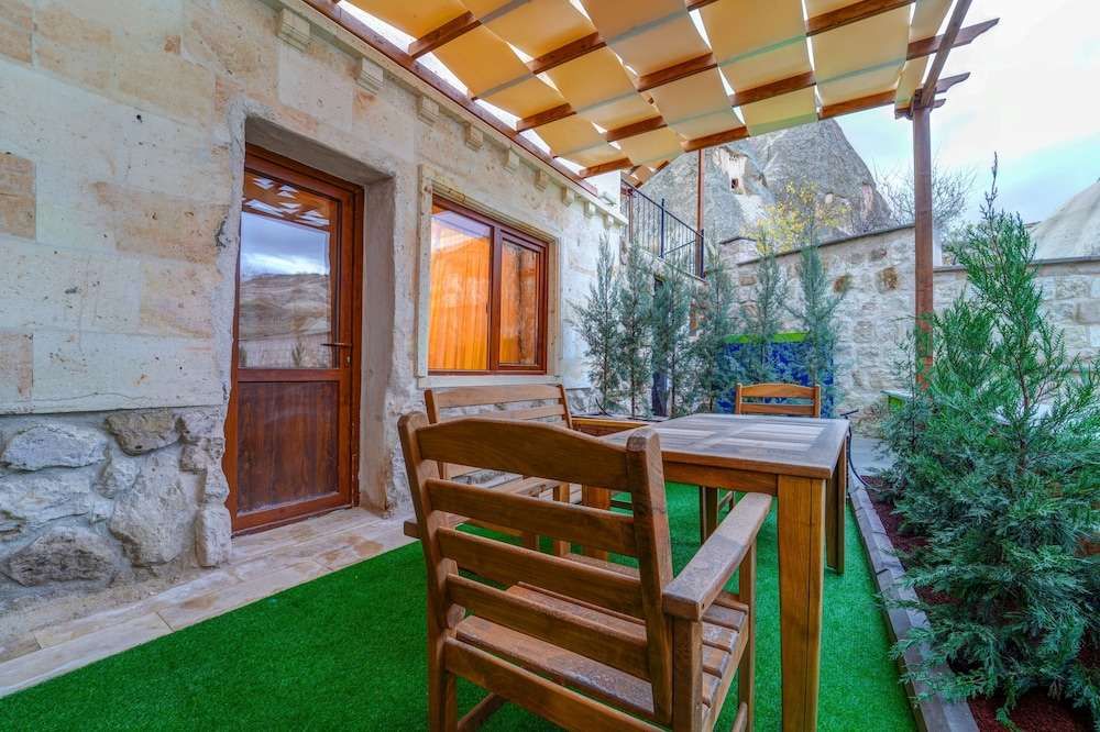 Enjoy Stone Hotel