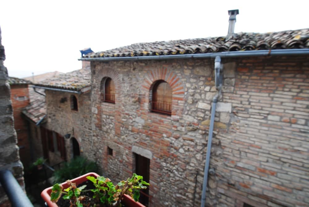 Torre Sangiovanni B&B