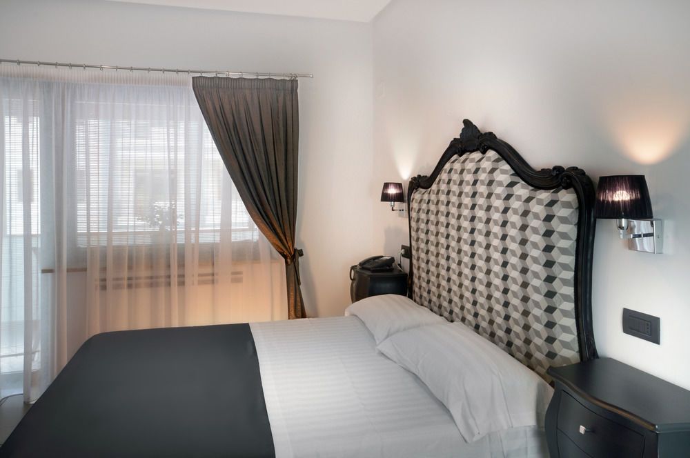 Barbarella Suite