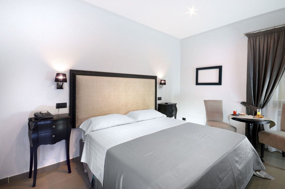 Barbarella Suite