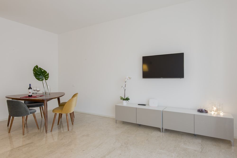 Mila Apartments Via Savona