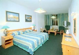 Gooderson Beach Hotel