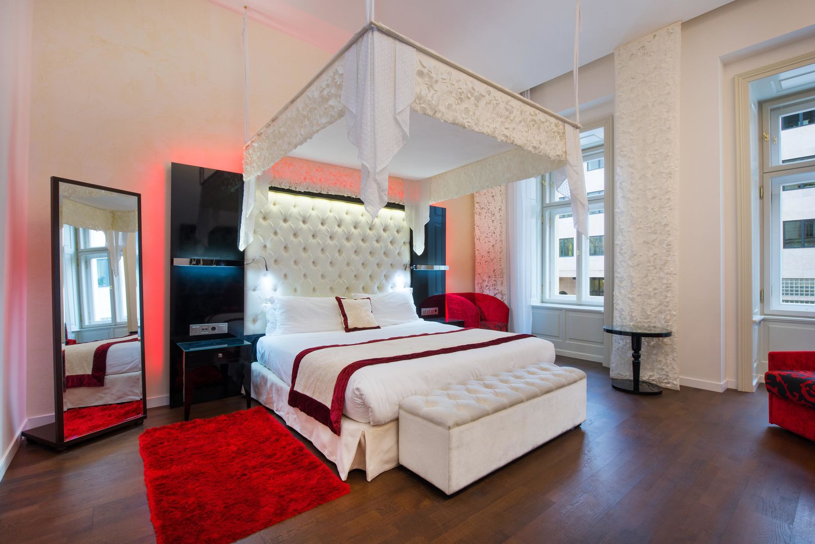Verno House Budapest, Vignette Collection