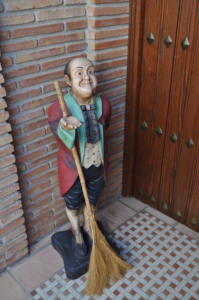 Welcome Inn Nerja