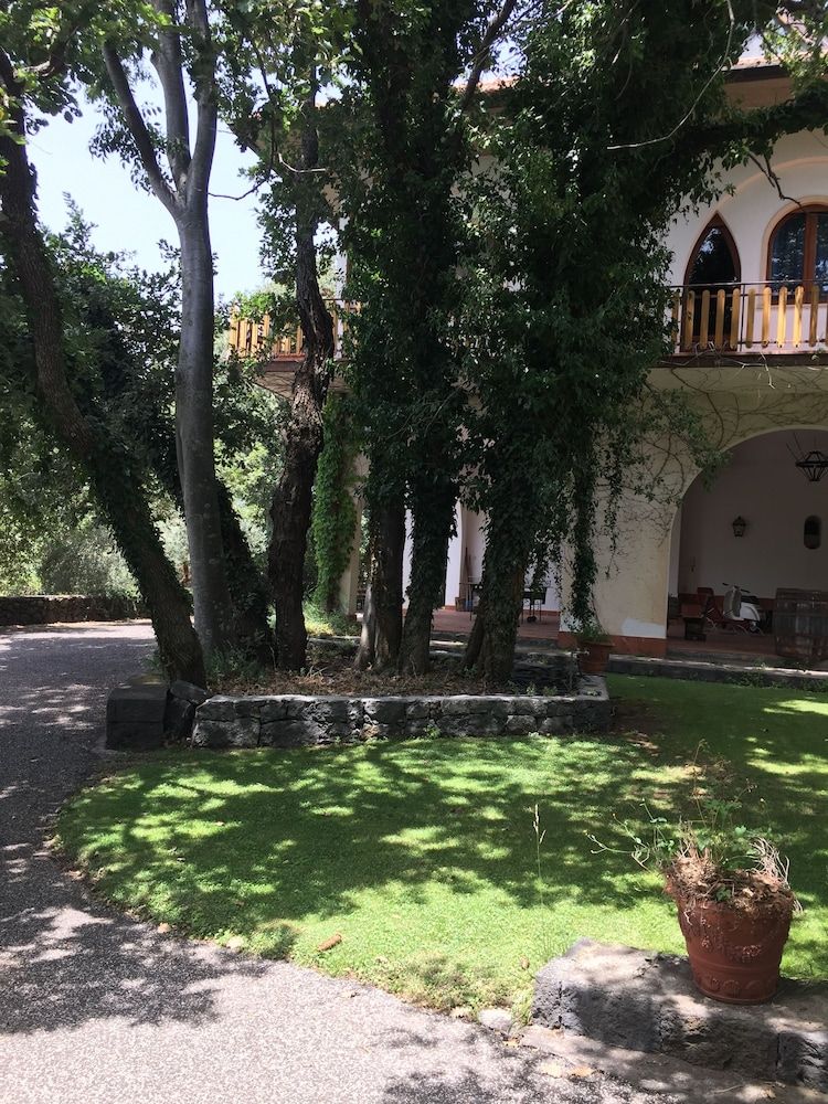 Domus Verdiana B&B