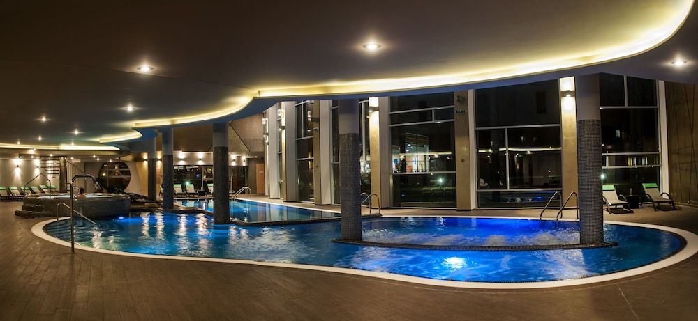 Hotel Azúr Premium
