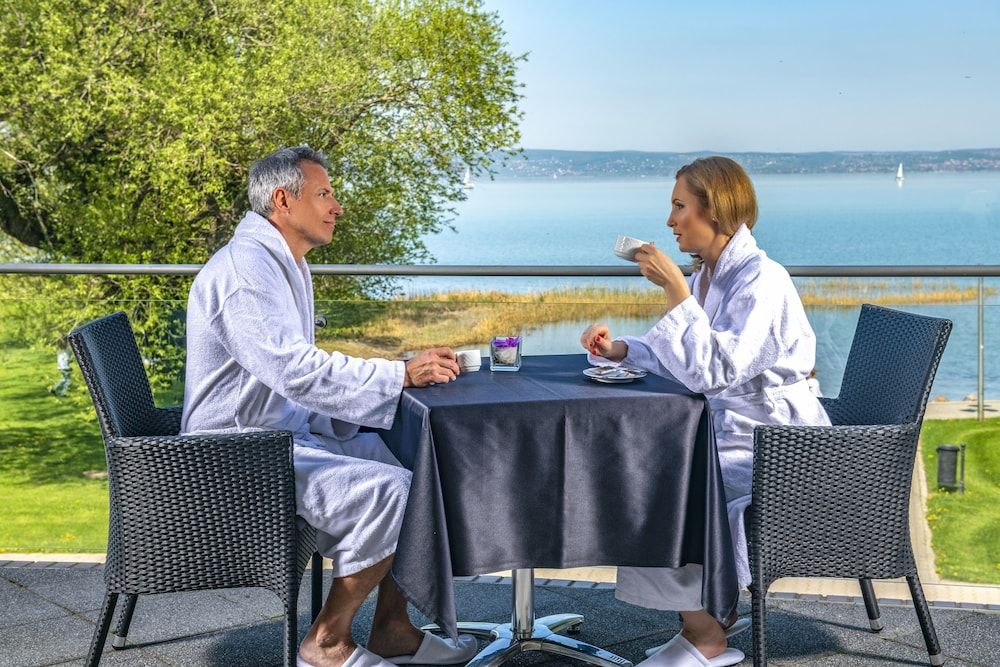 Hotel Azúr Premium