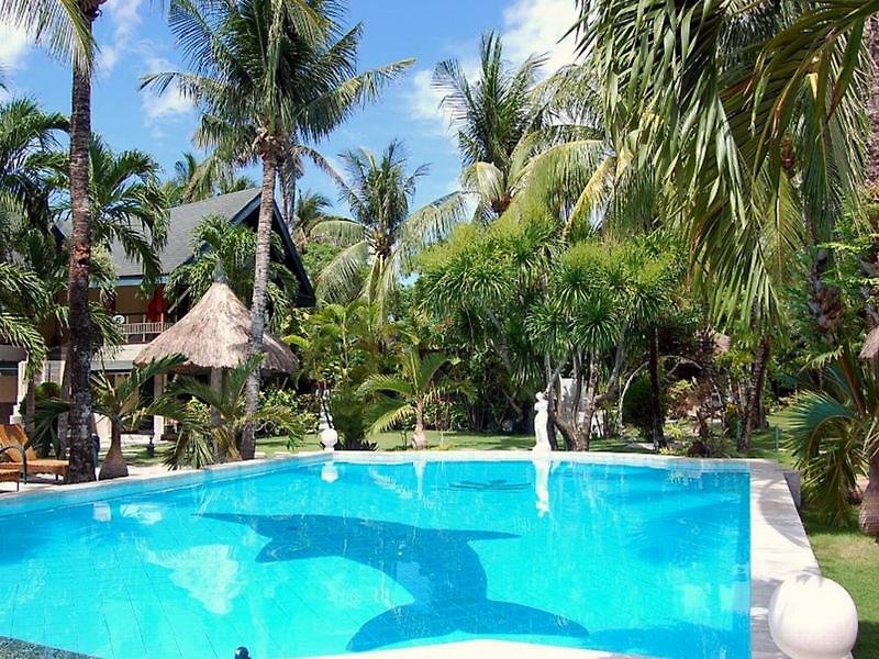 Paradise Garden Resort Hotel & Convention Center