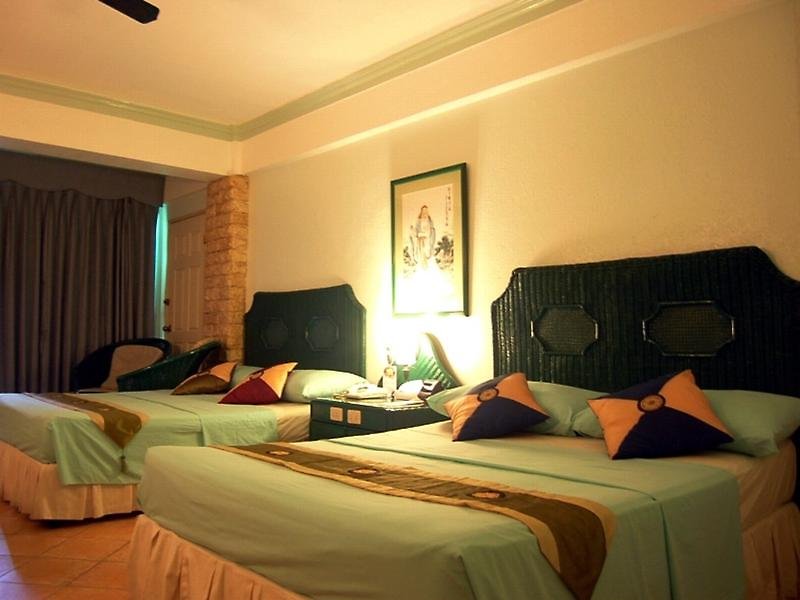 Paradise Garden Resort Hotel & Convention Center