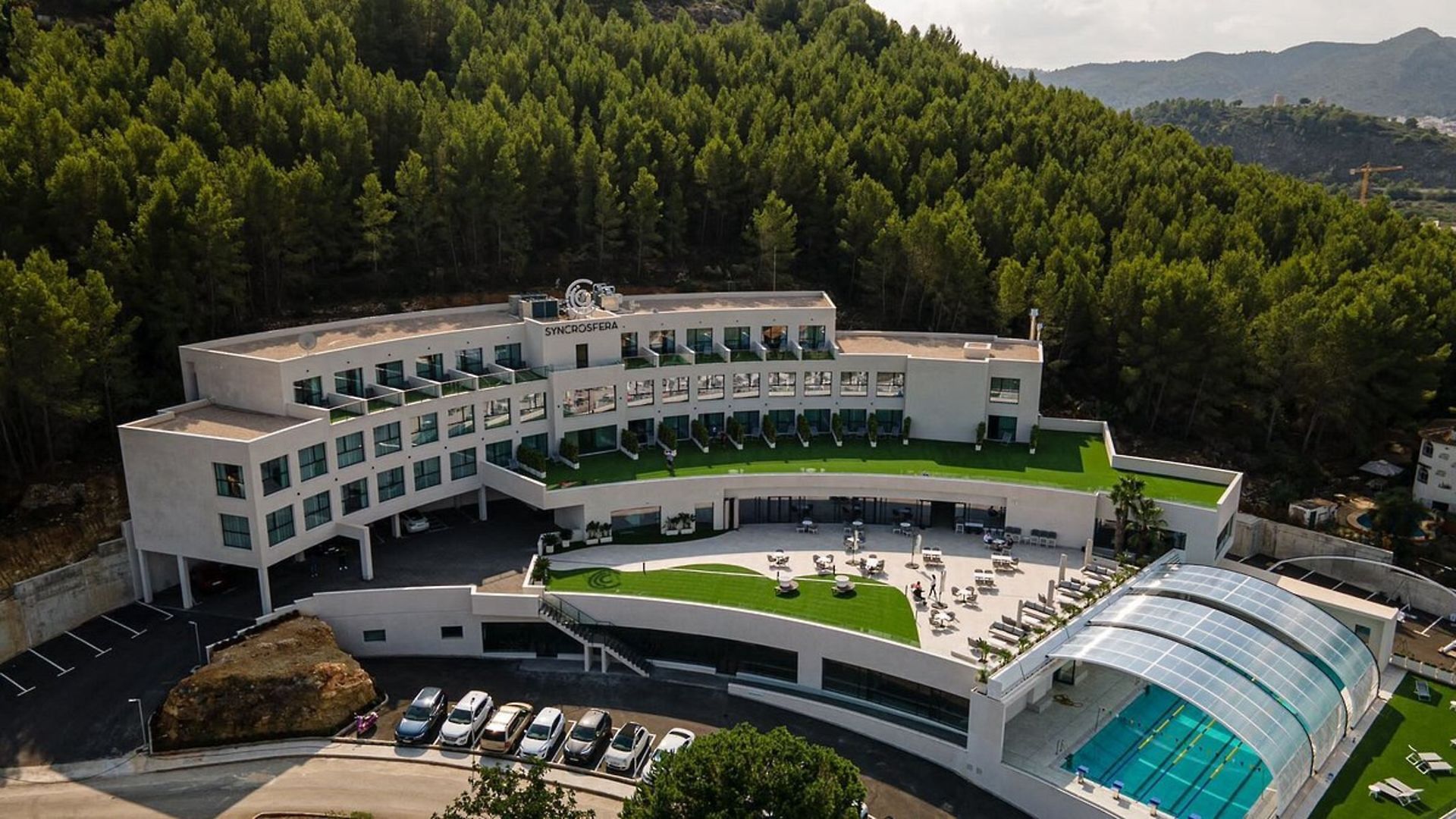 Syncrosfera Health & Fitness Hotel
