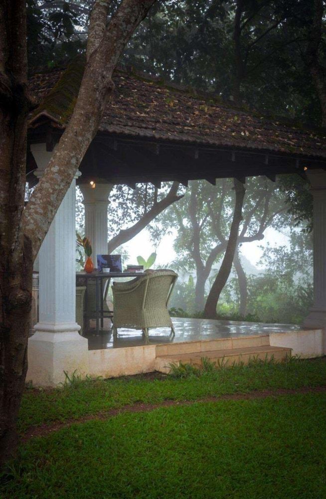 The Postcard Velha