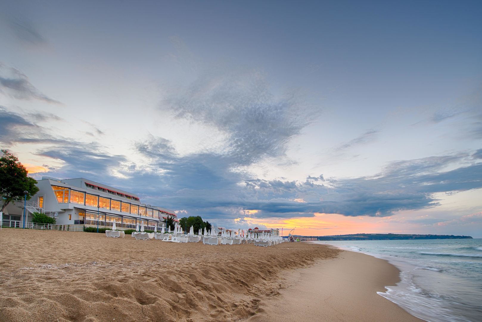 AluaSun Helios Beach