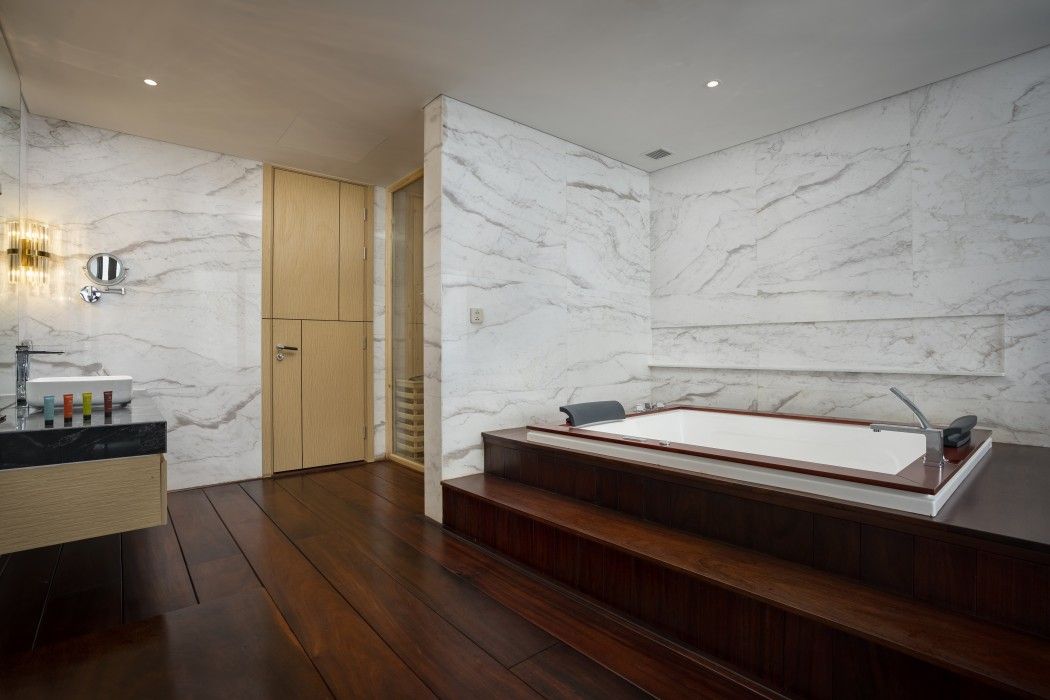 Wyndham Grand Flamingo CatBa