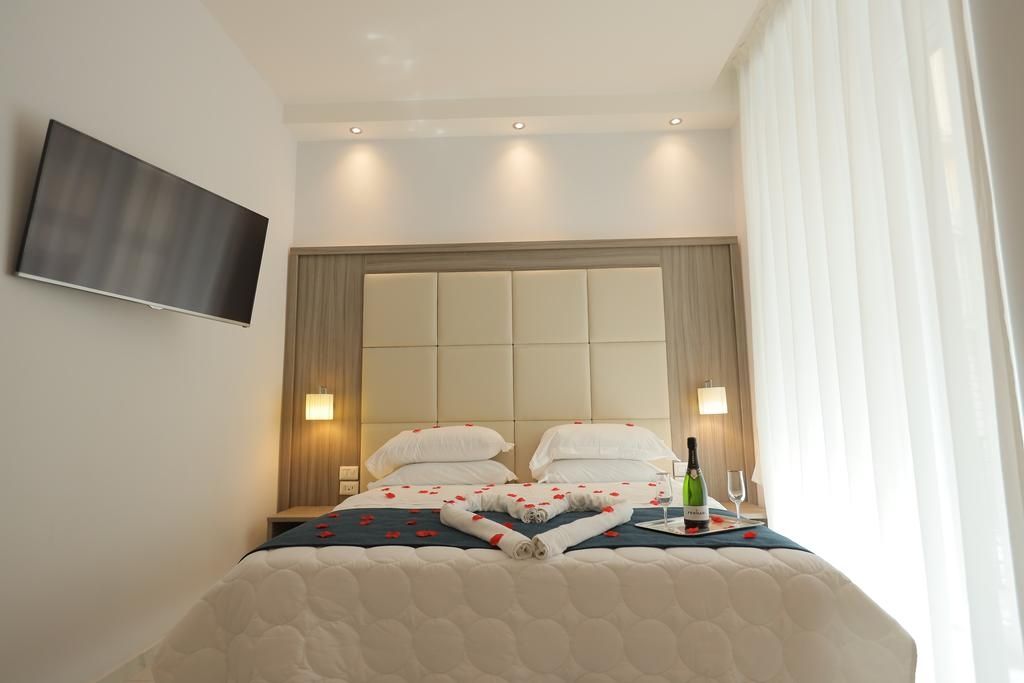 Garibaldi Suite