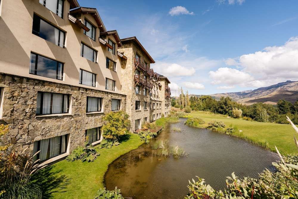Loi Suites Chapelco Hotel