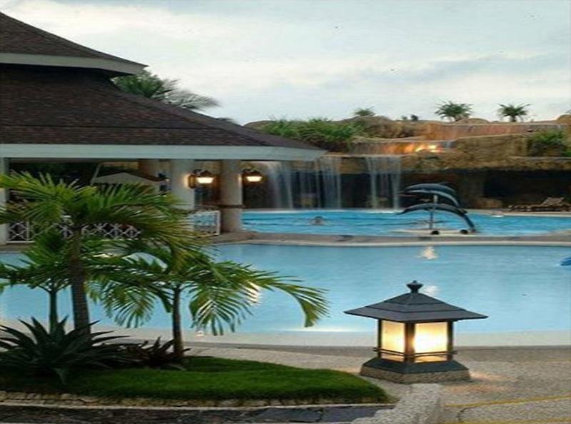 Waterfront Cebu City Hotel & Casino