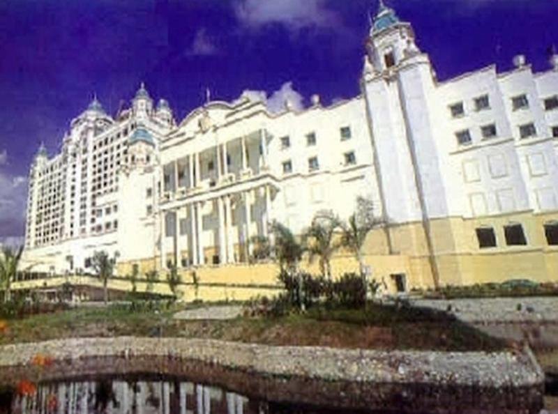 Waterfront Cebu City Hotel & Casino