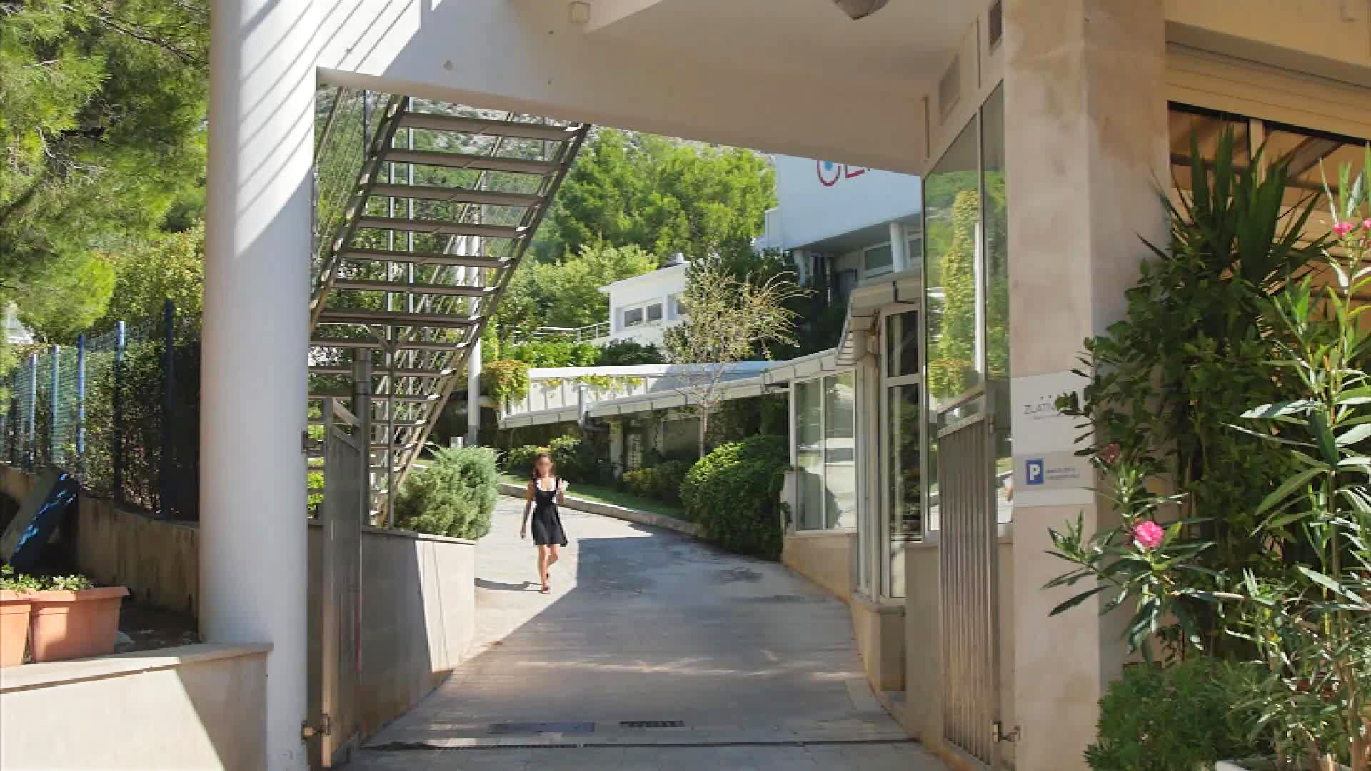 Zlatni Rat Beach Hotel