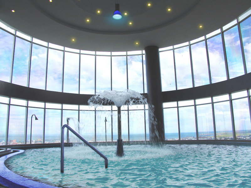Crown Regency Hotel & Towers Cebu