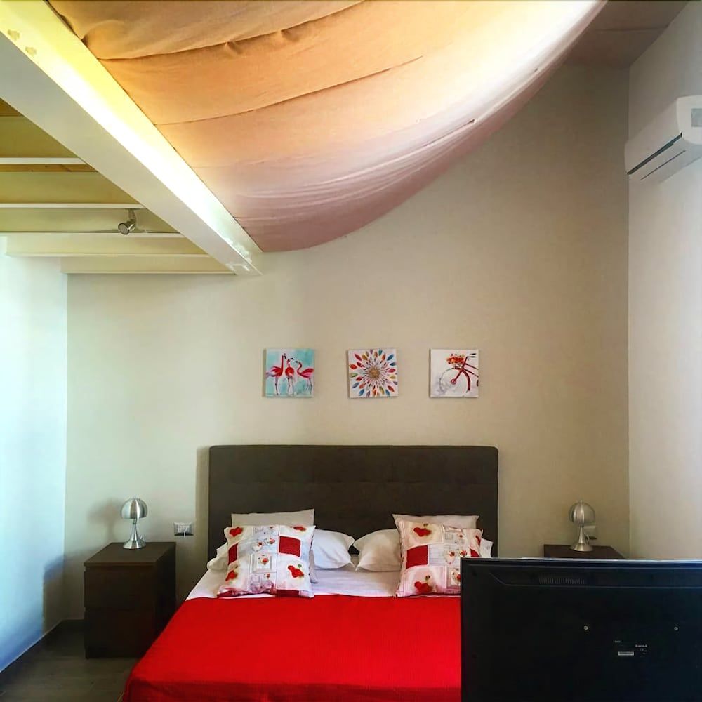 Emyjo Central B&B