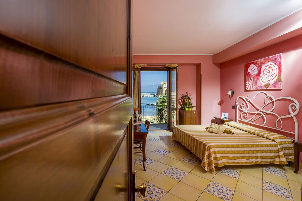 Hotel Cala Marina