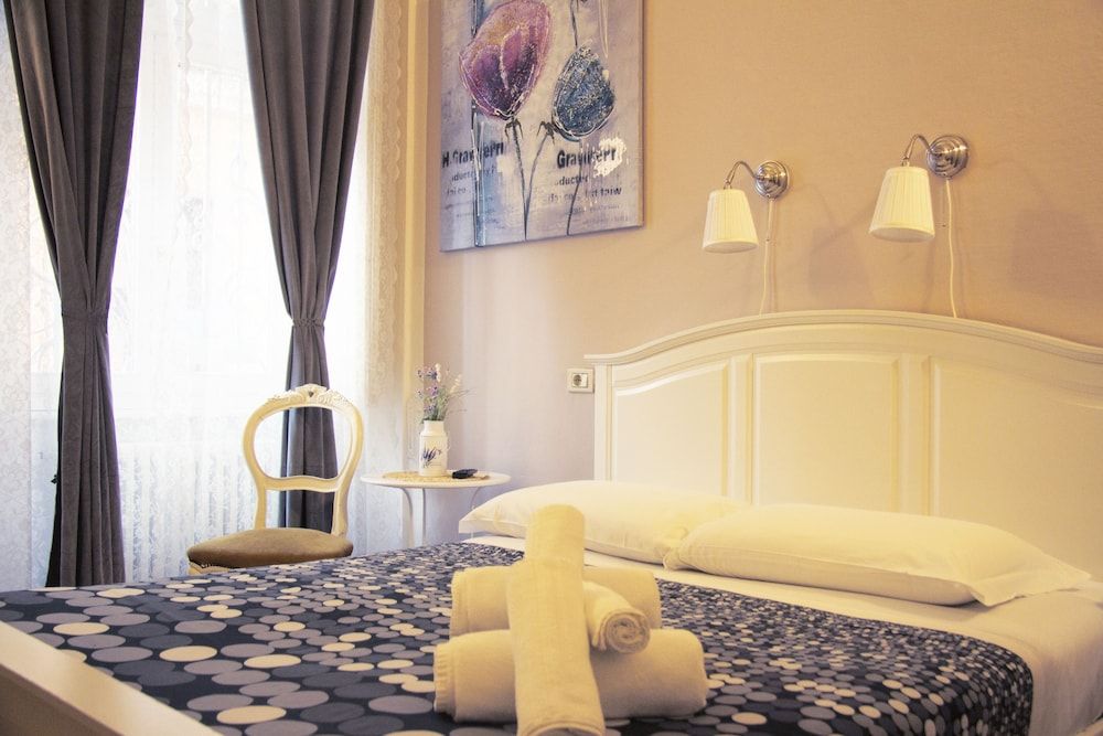 Bed & Breakfast 7 Archi