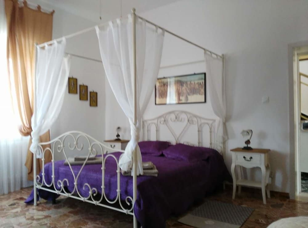 B&B New Camelot