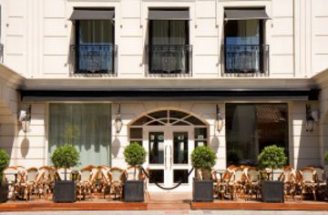 Sainte Jeanne Boutique & Spa