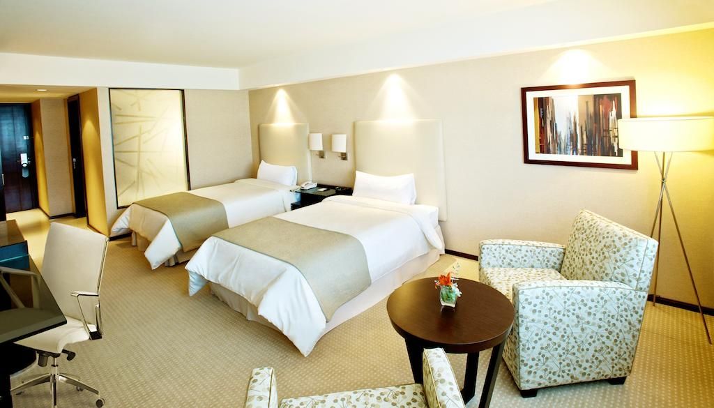 Hilton Mendoza