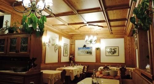 Albergo Ombrettola