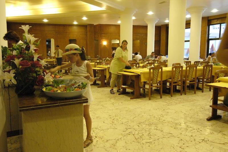 Lalila Blue Suites