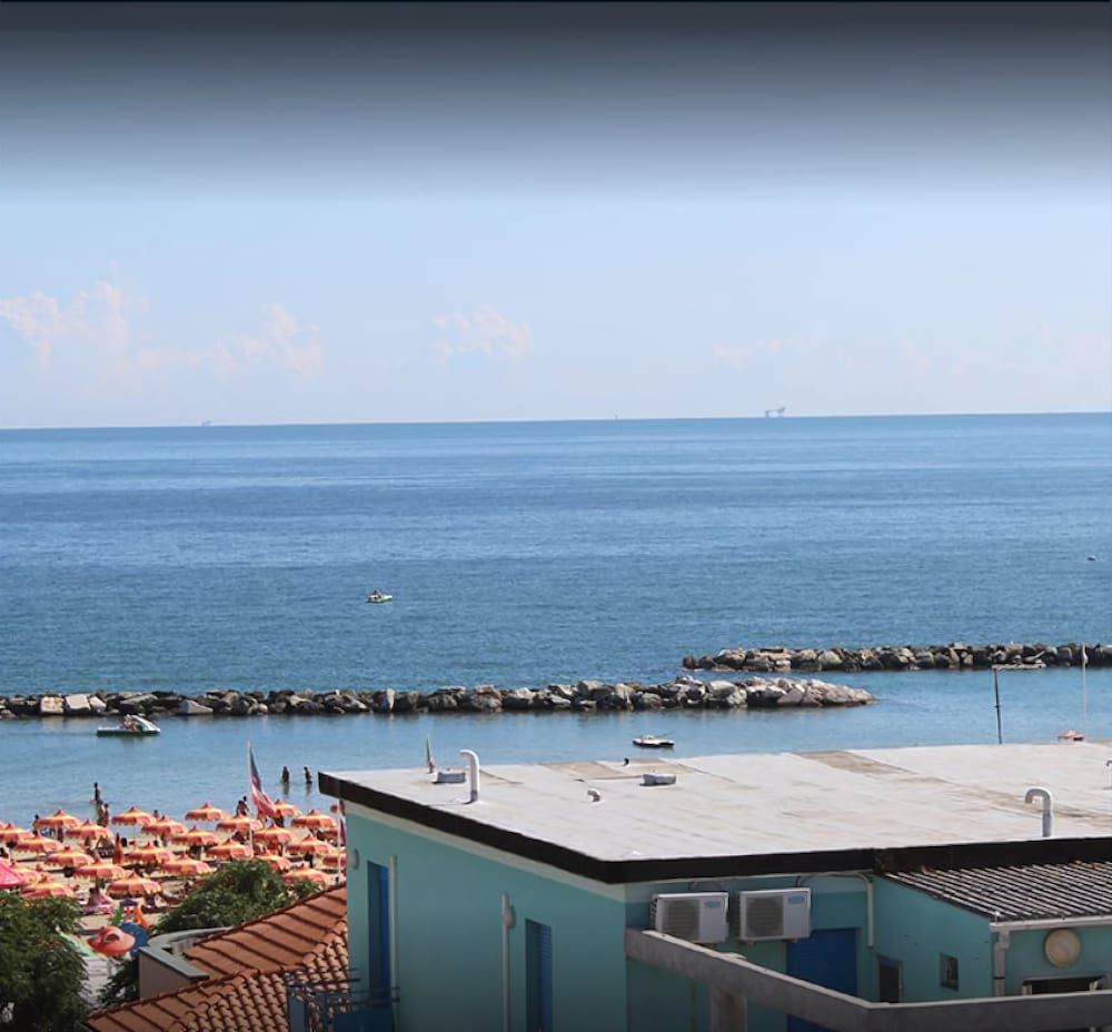 Hotel Ribot