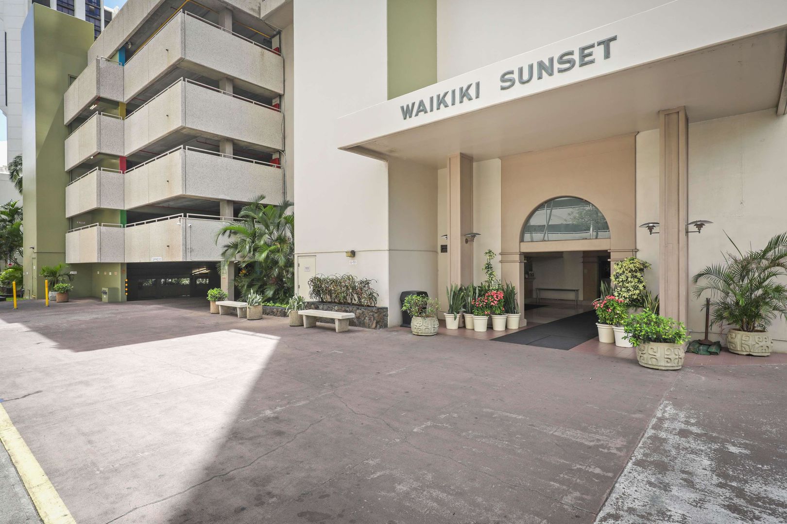Waikiki Sunset Hotel Ocean View