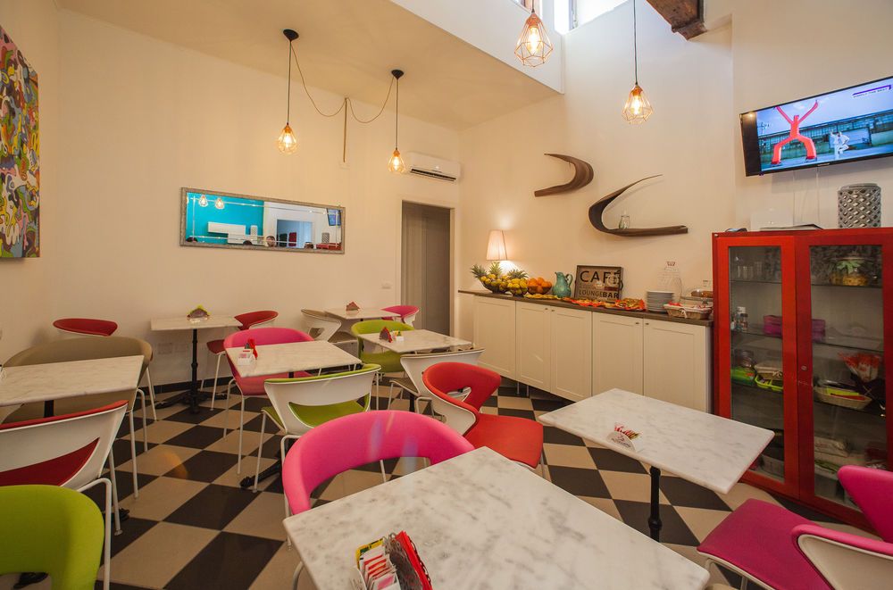 Manì Rooms