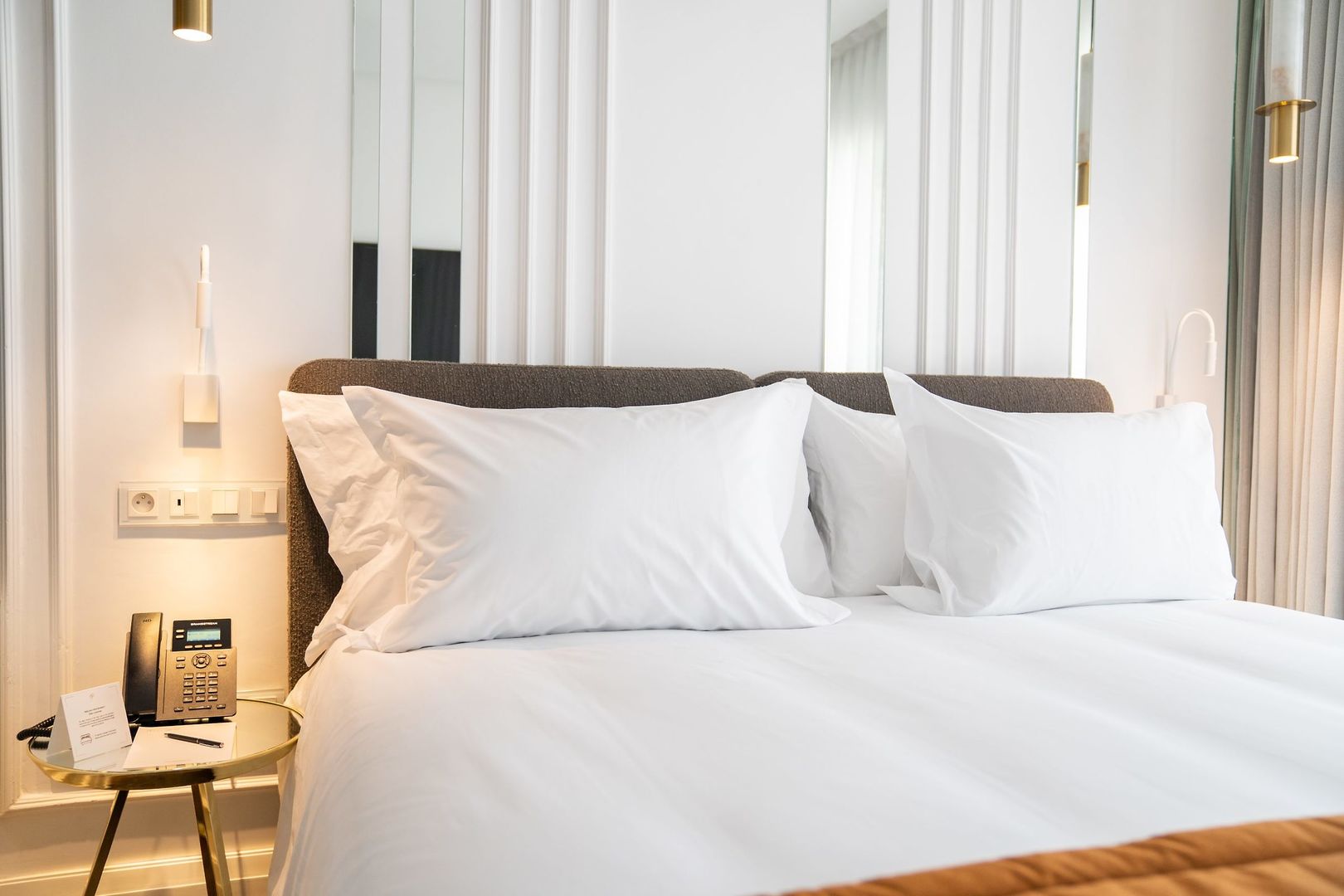 Petit Palace Suites Hotel