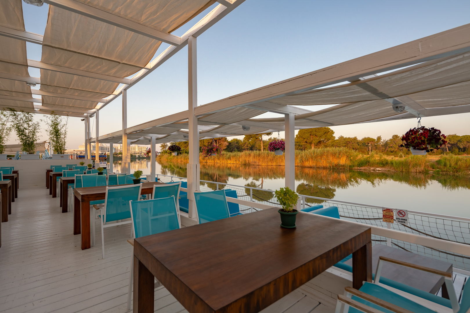 River Resort Hotel