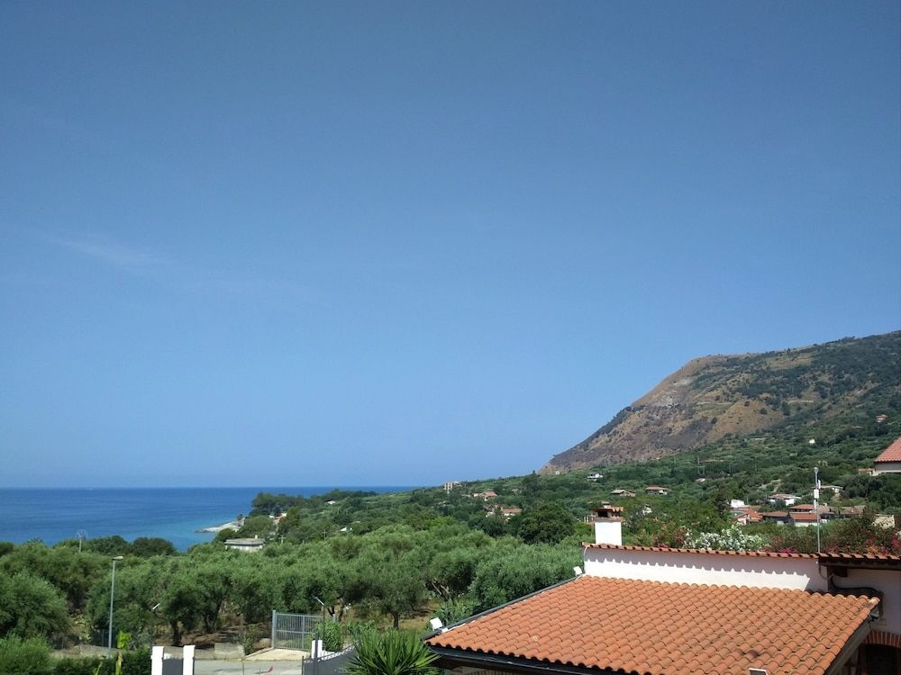 Arenas Hotel