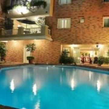 Villa Morra Suites